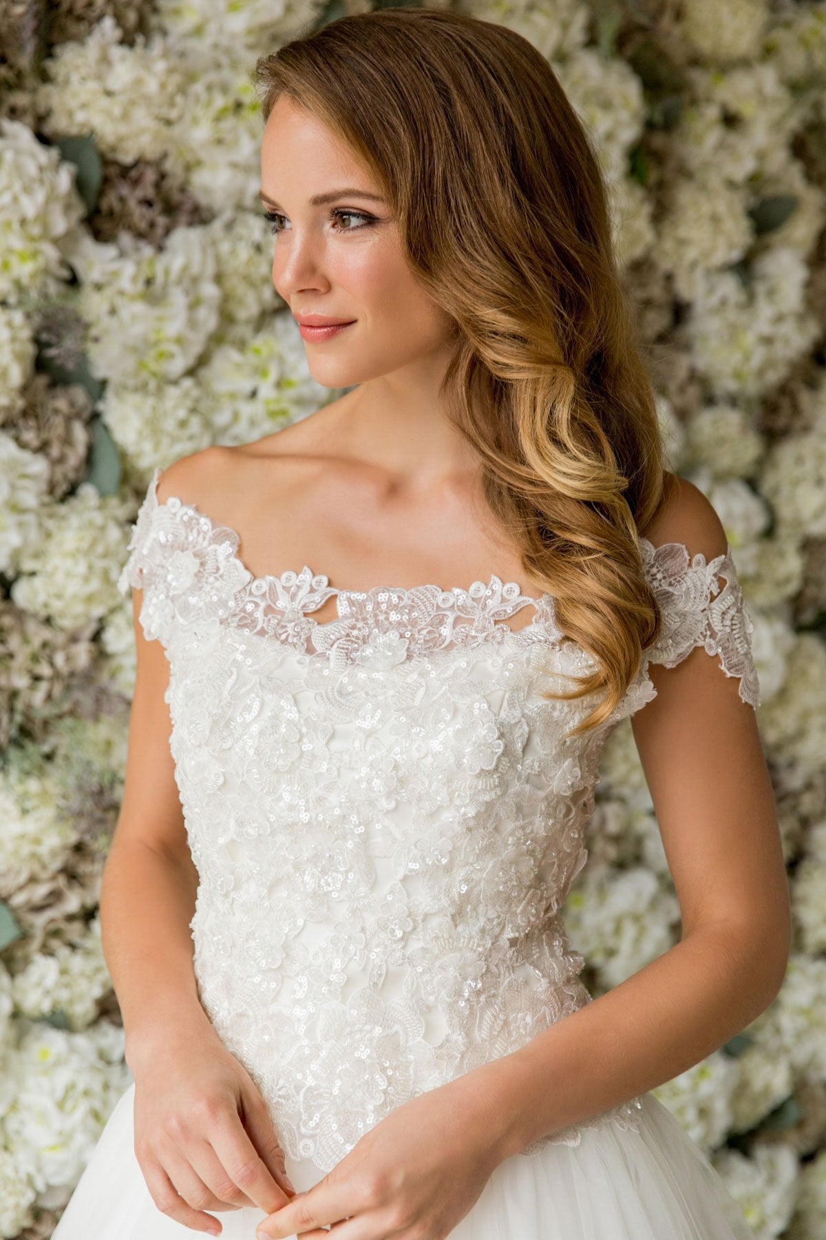 ARCHIVE SALE Sample Wedding Dress 3D Beaded Lace Flower Top - Size 16
