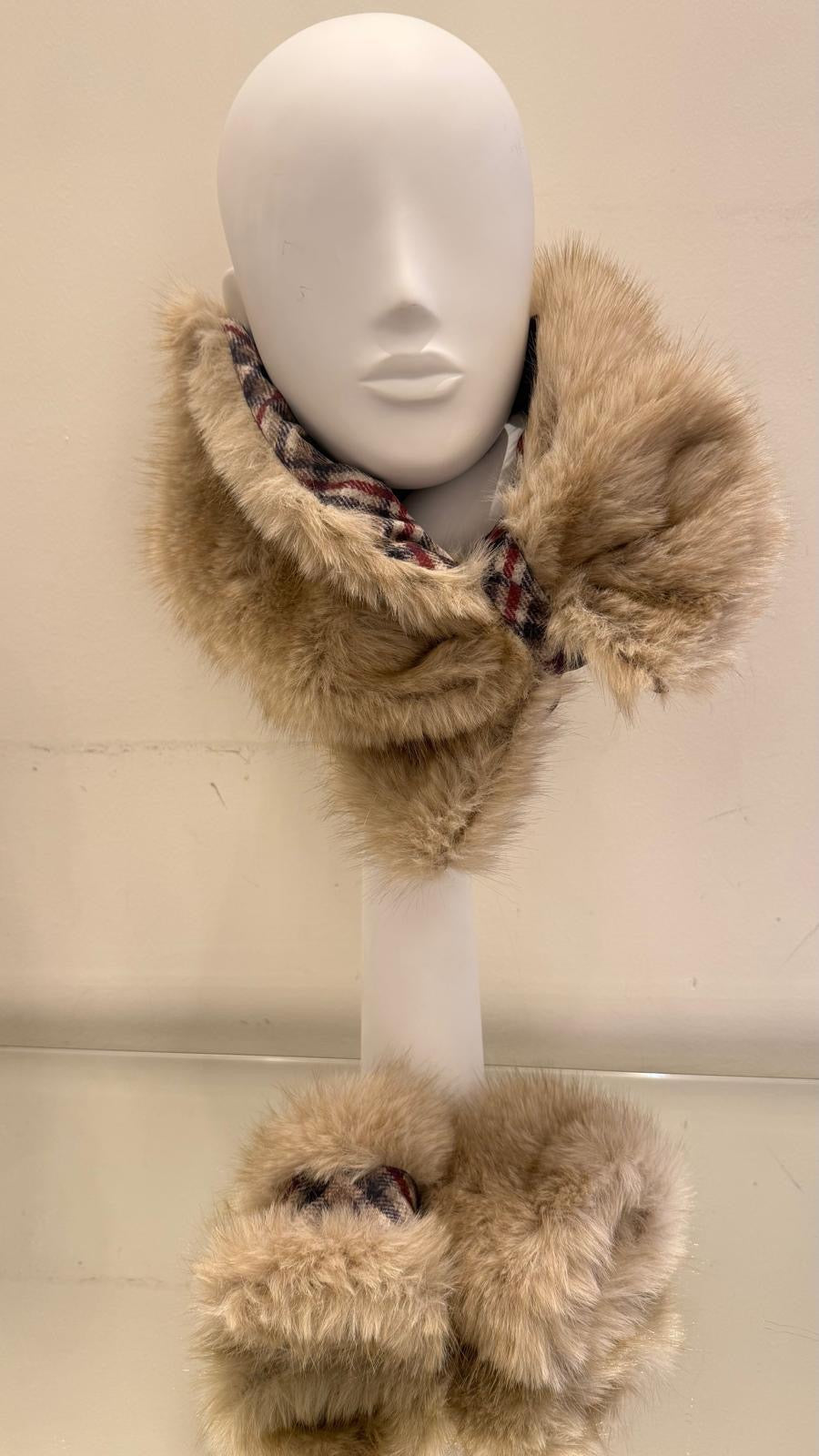 Oyster faux fur and Callanish tartan