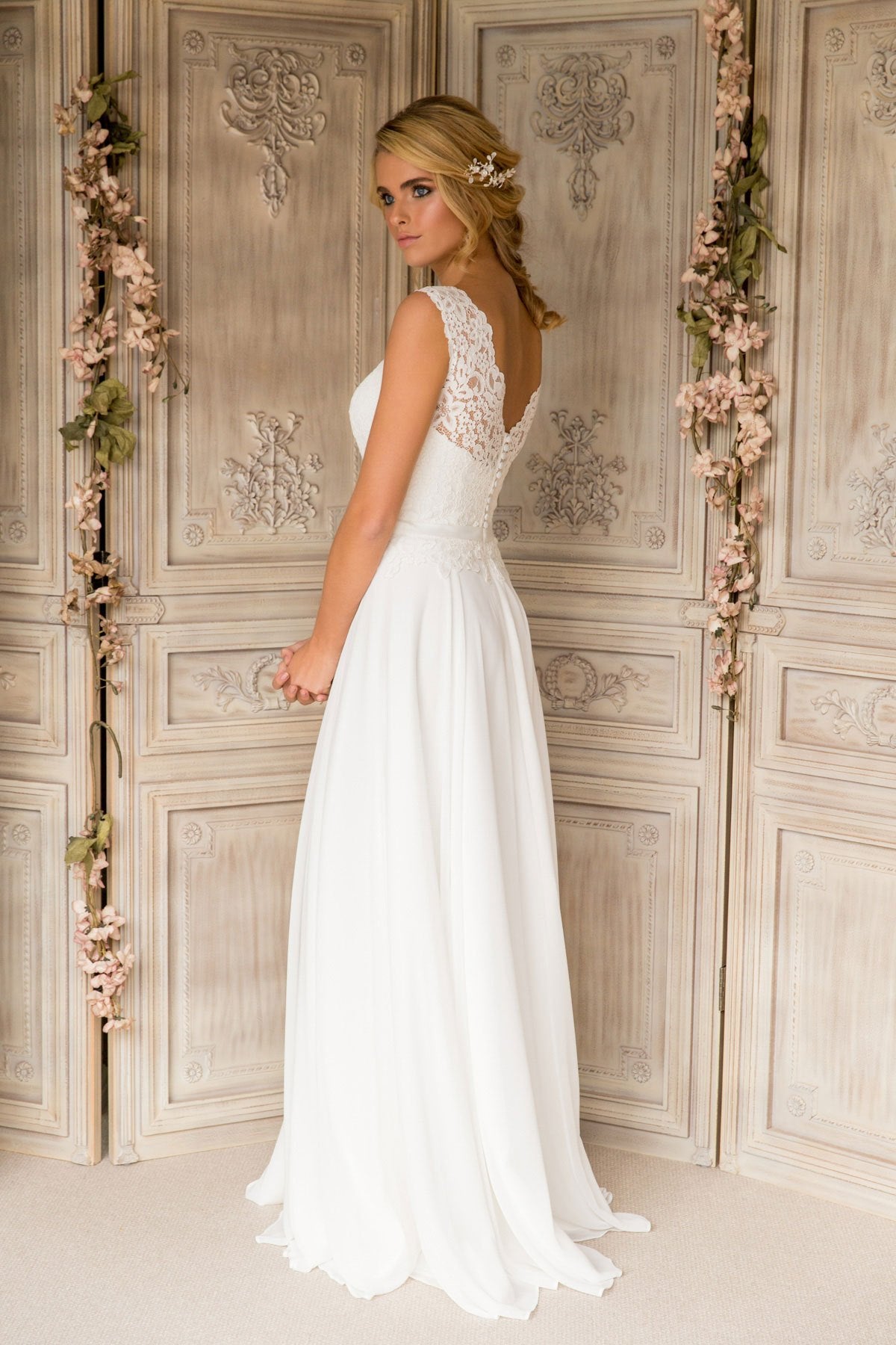 Studio - Ajorit Wedding Dress