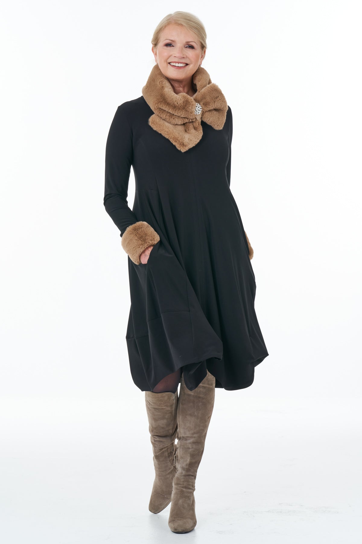 Long Sleeved V-Neck Knit Bubble Dress in Black