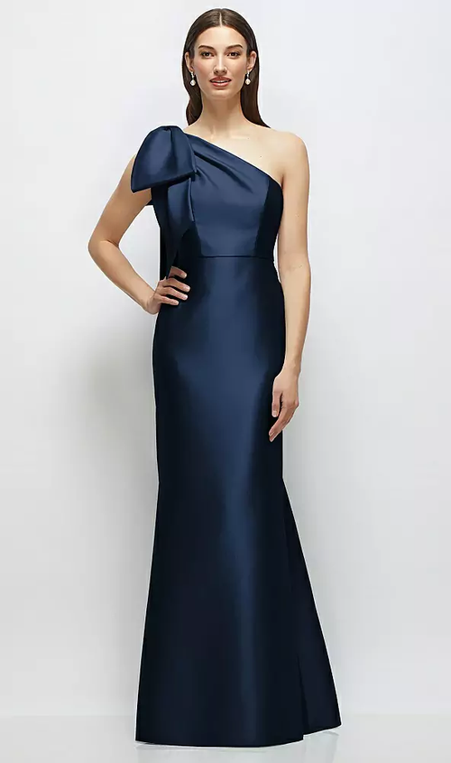 Alfred Sung Leanor Style D879