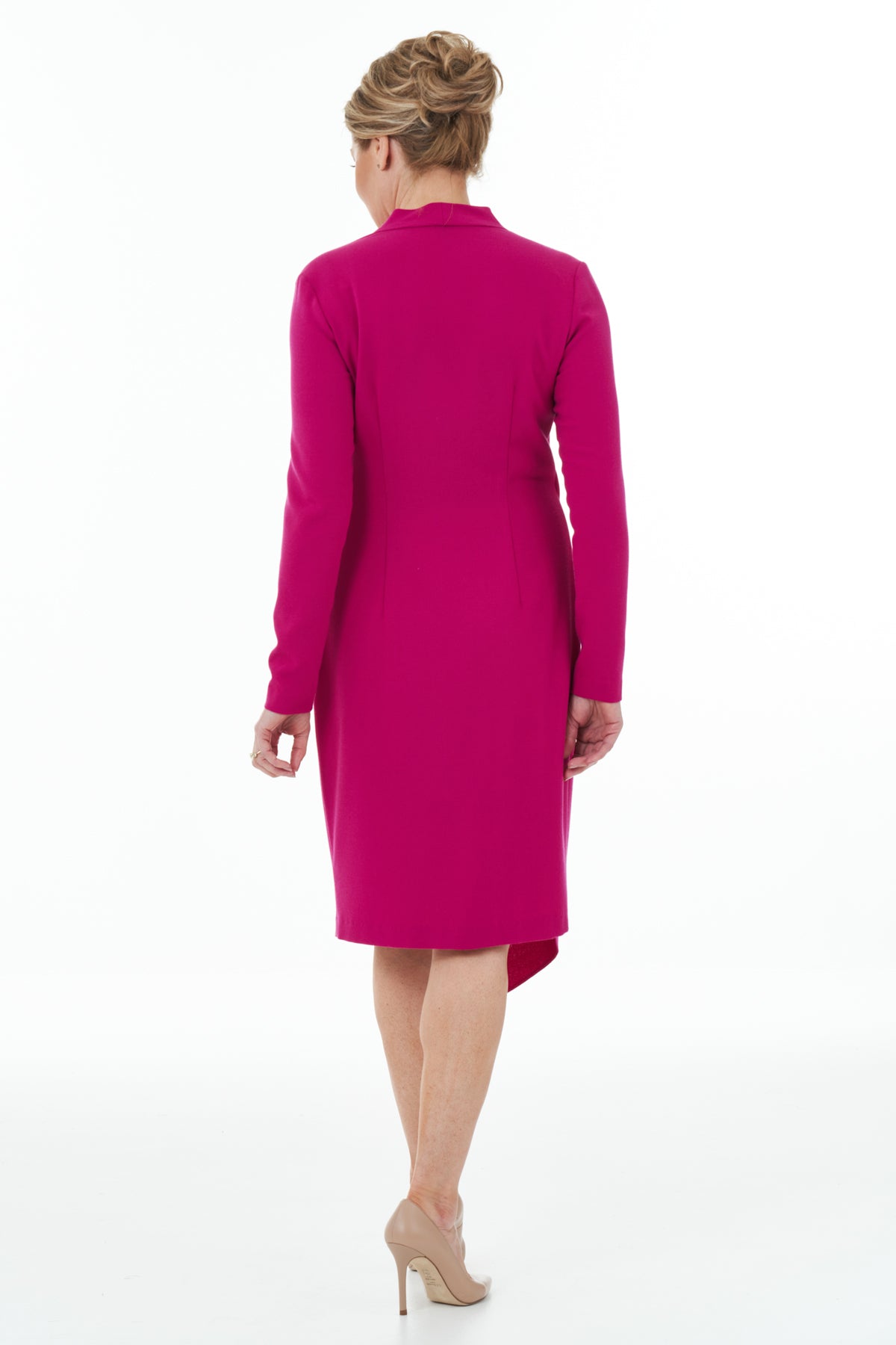 Casual Chic - Wrap Dress in Fuchsia