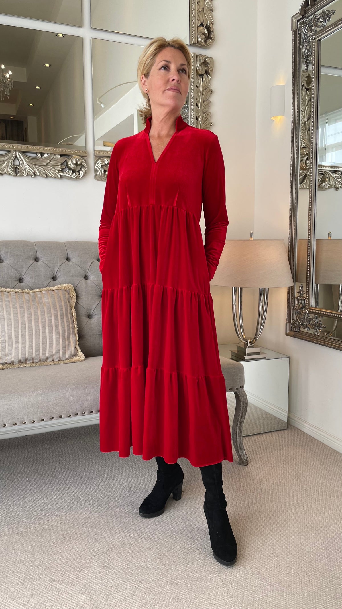 Casual Chic - Scarlett Red Tiered Velvet Christmas Party Dress