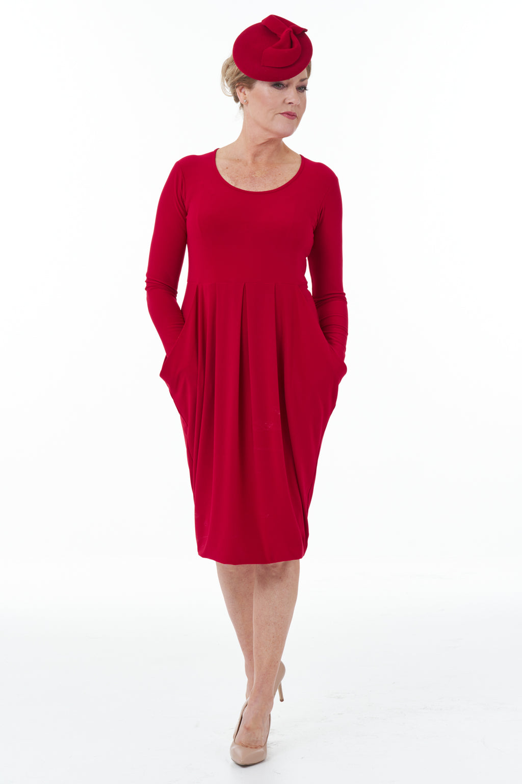 Casual Chic - Knit Hammer Skirt Dress in Red