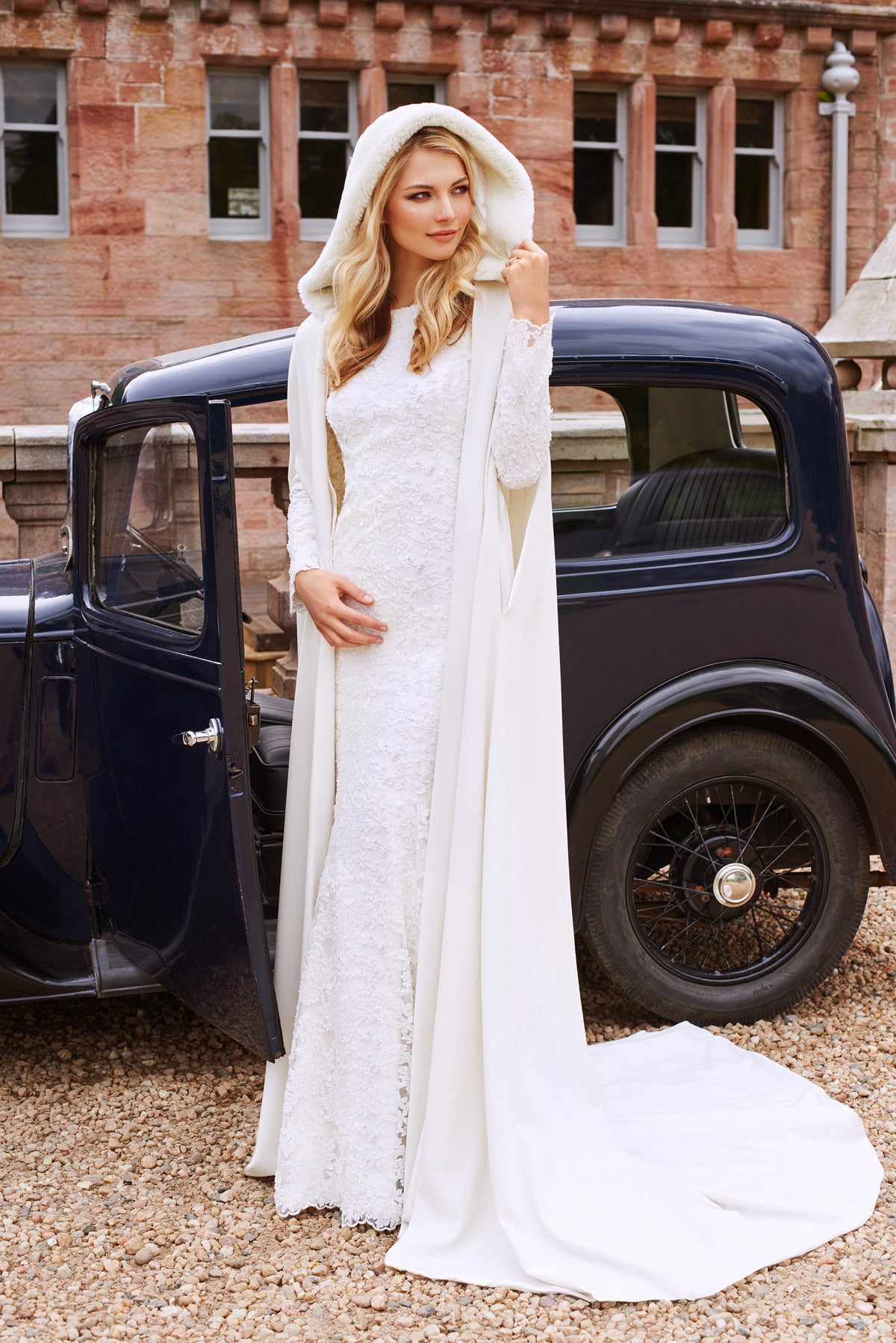 Katerina Wedding Cape