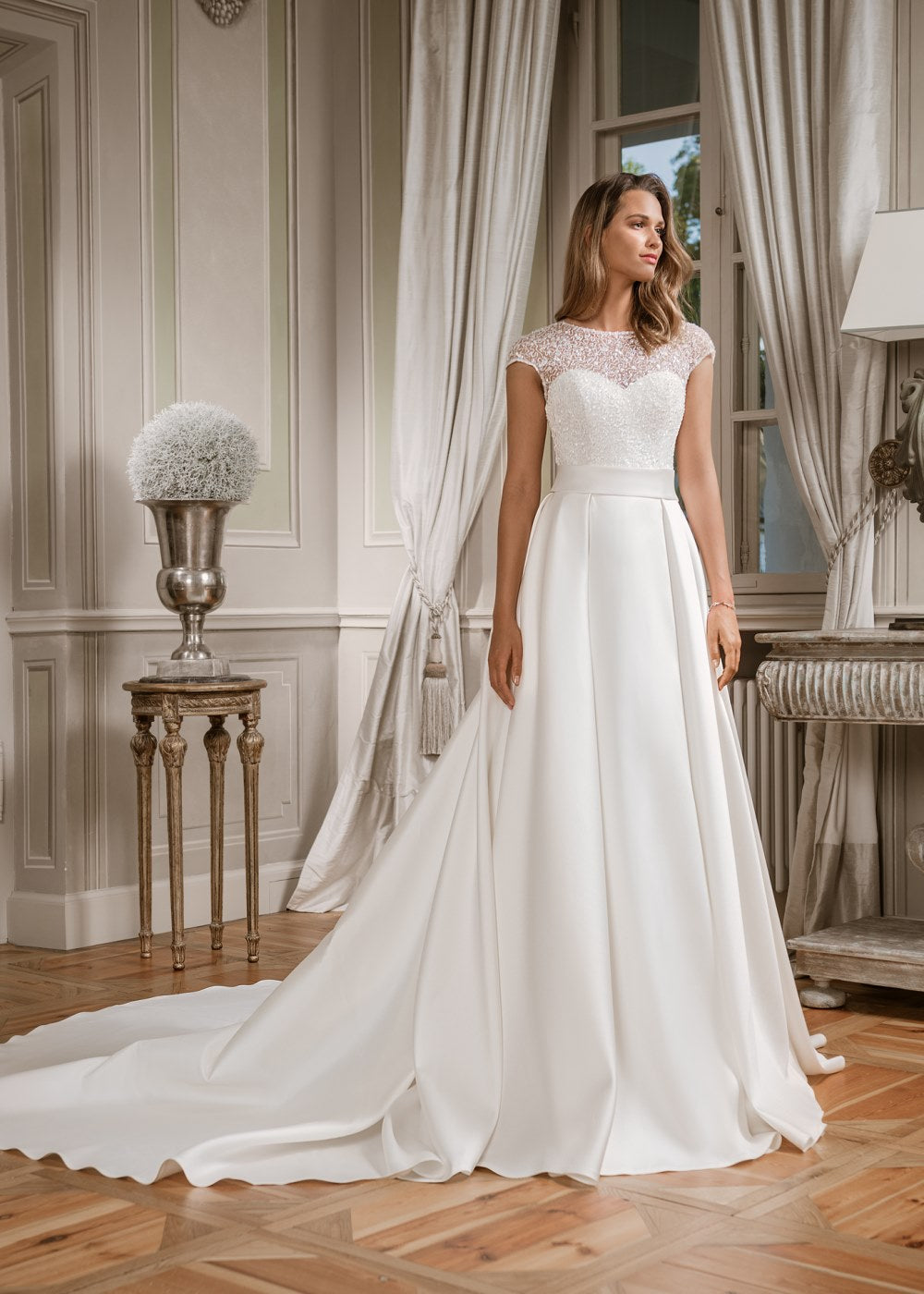 Studio Luiza Wedding Dress sweetheart neckline and long train
