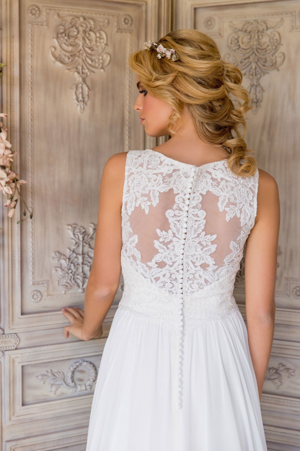 ARCHIVE SALE - Sample Libby Wedding Dress - UK Size 12