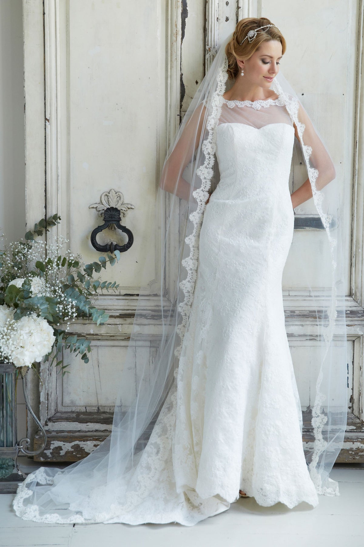 SALE sample size 10 and 16 Lynsay Wedding Dress