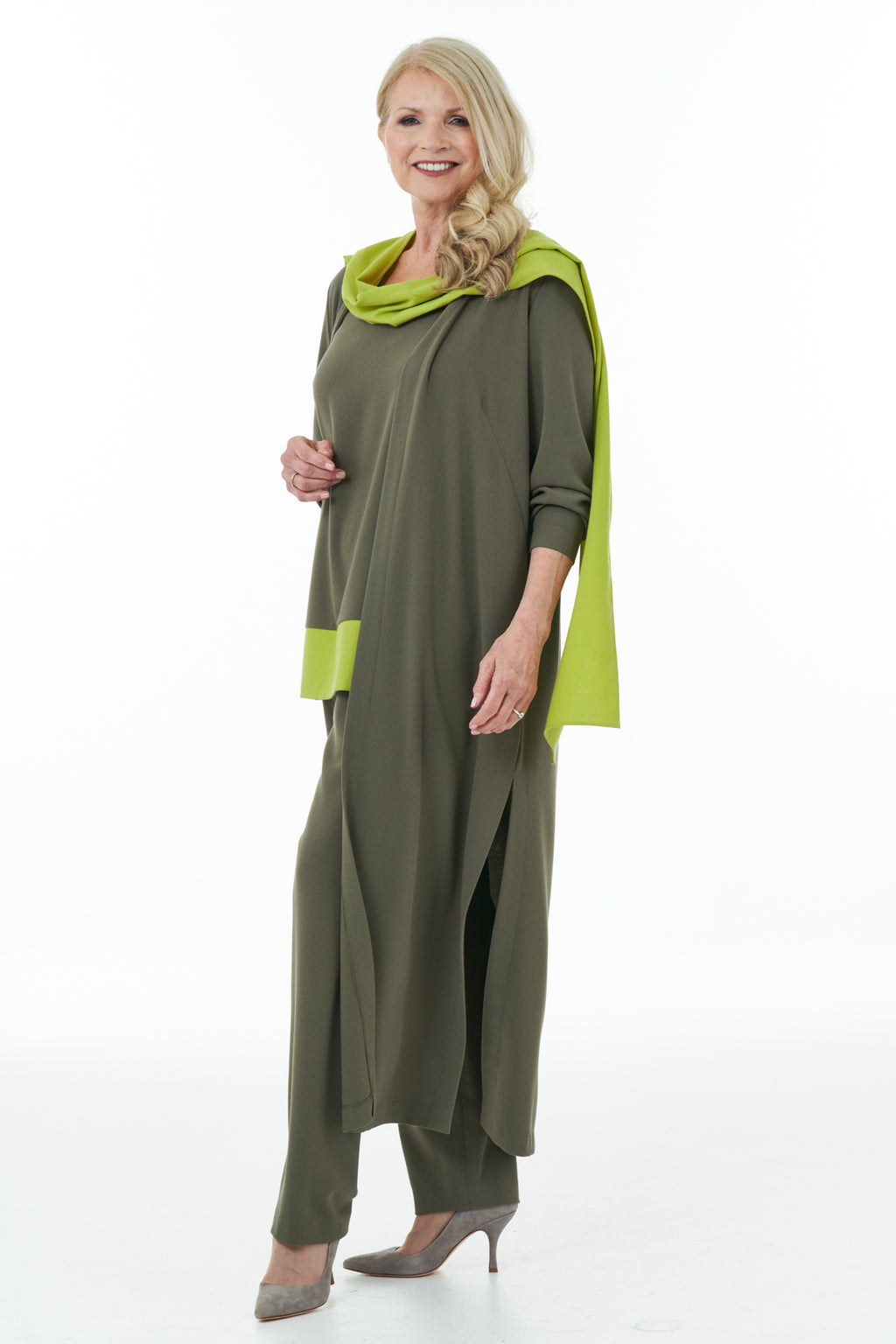 Casual Chic - Olive Coat