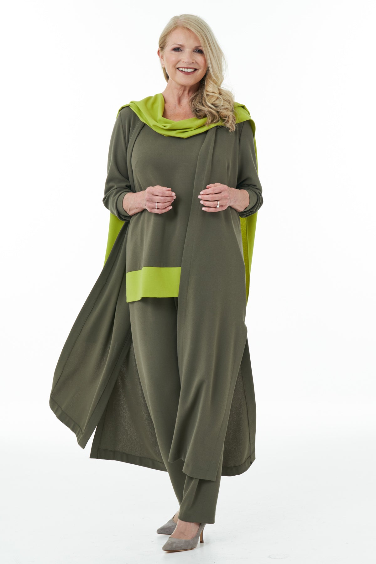 Casual Chic - Olive Coat