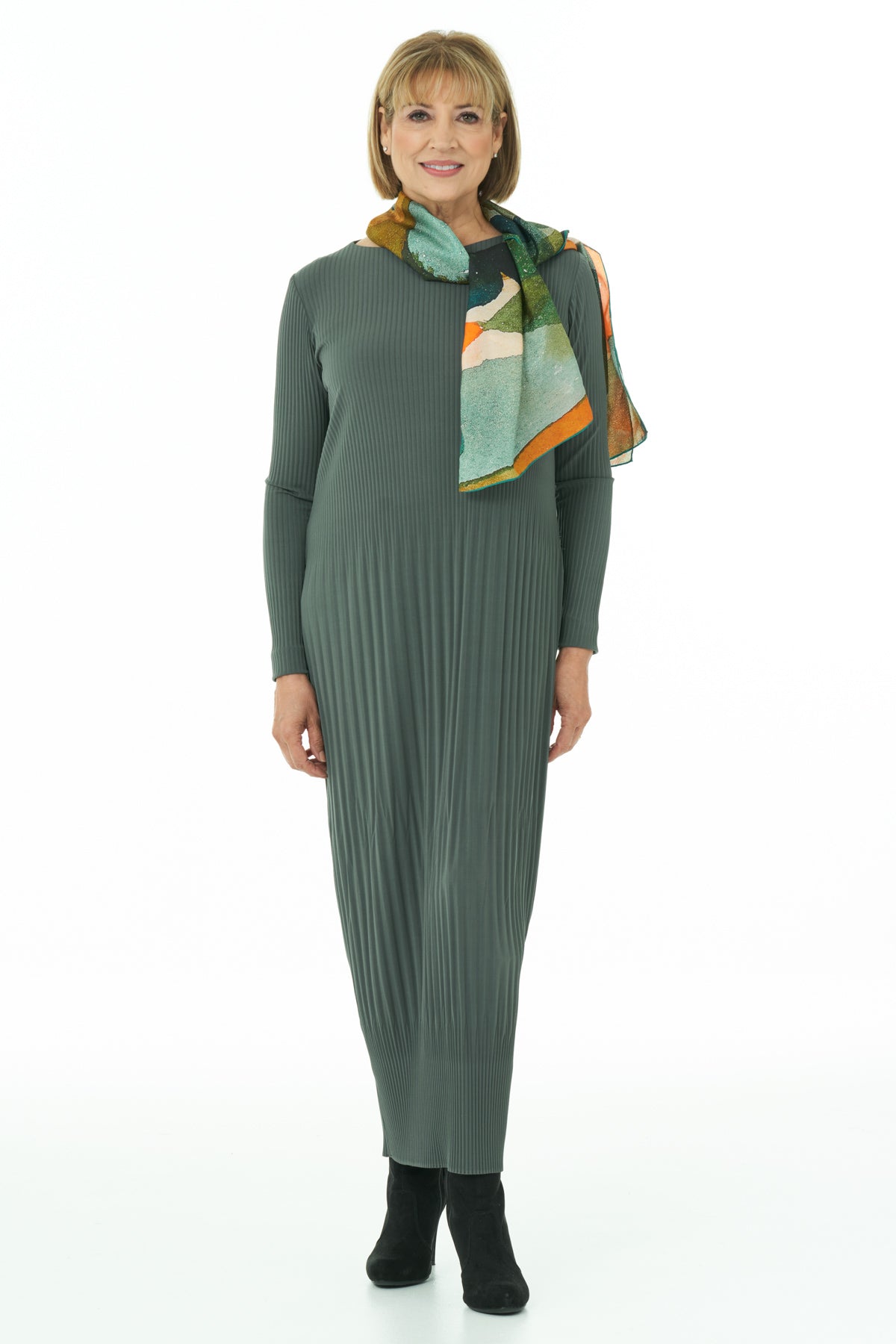 Casual Chic  - Long Sleeved Pleated Knit Dress in Olive