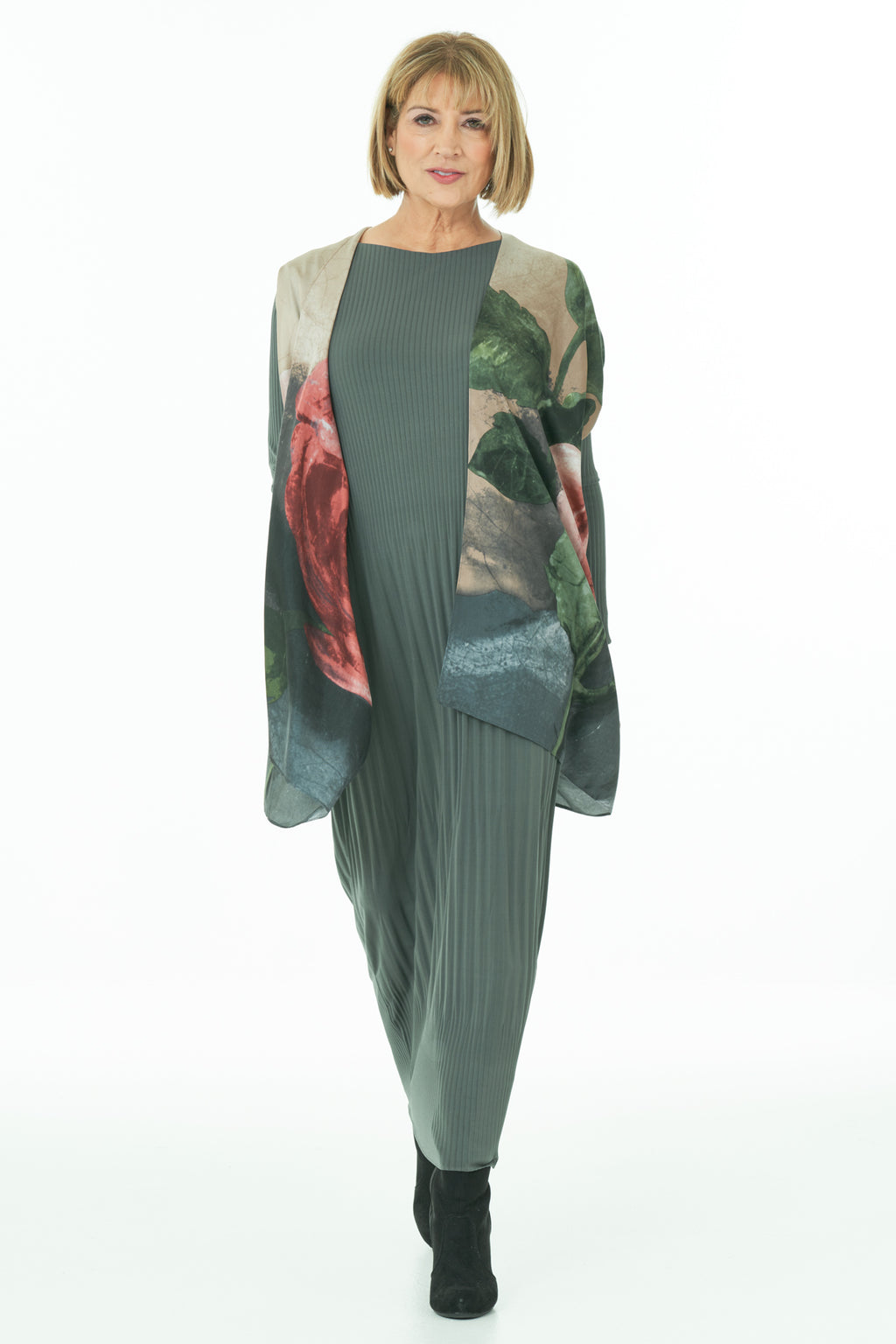 Casual Chic  - Silk Rose Kimono