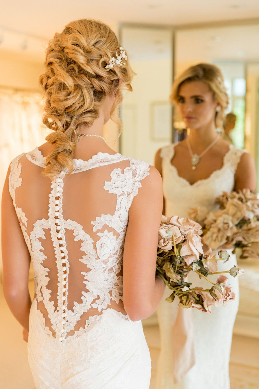 ARCHIVE SALE - Sample Pia Stretch Lace Wedding Dress - Size 12