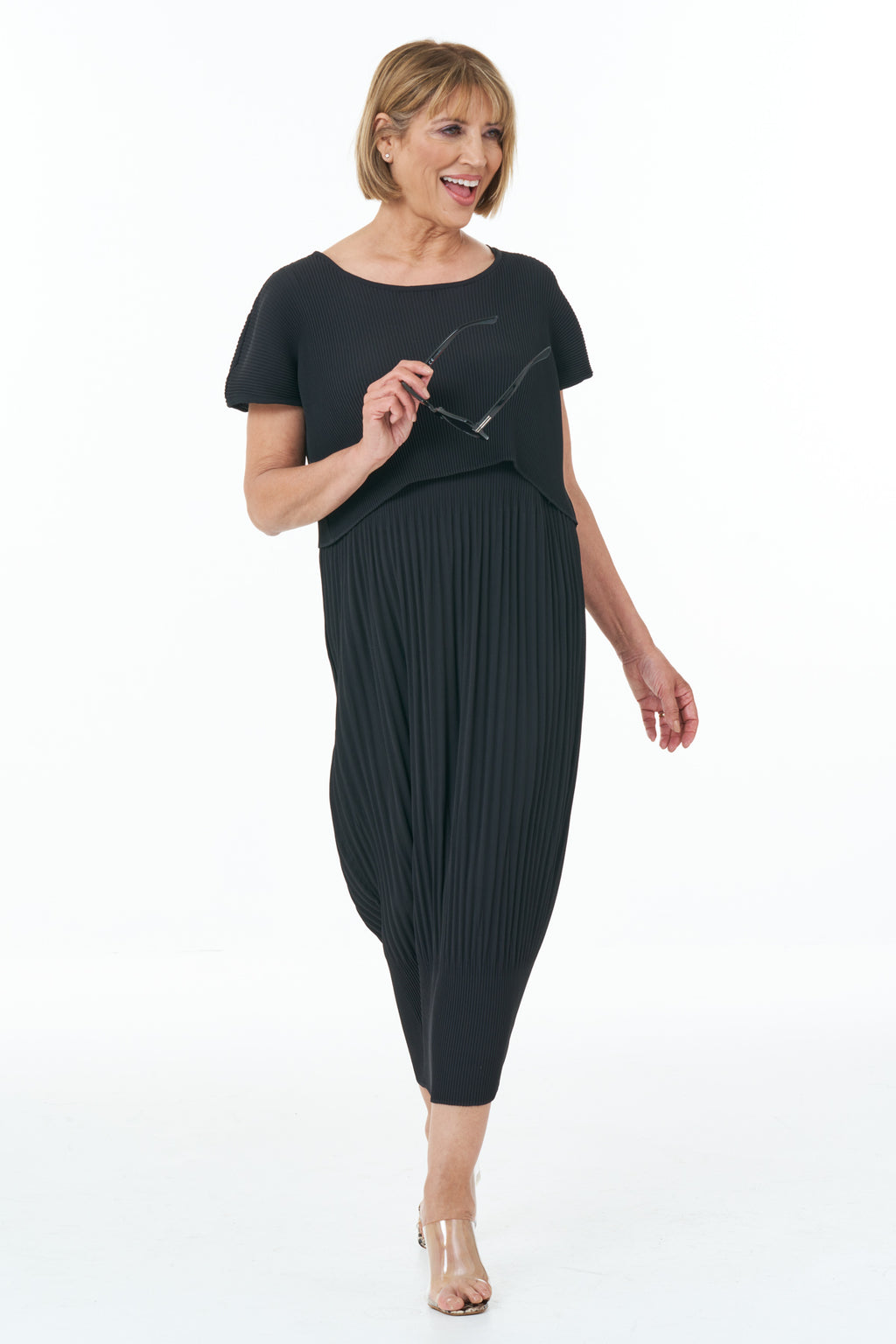 Sleeveless Pleated Waffle Dress in Black