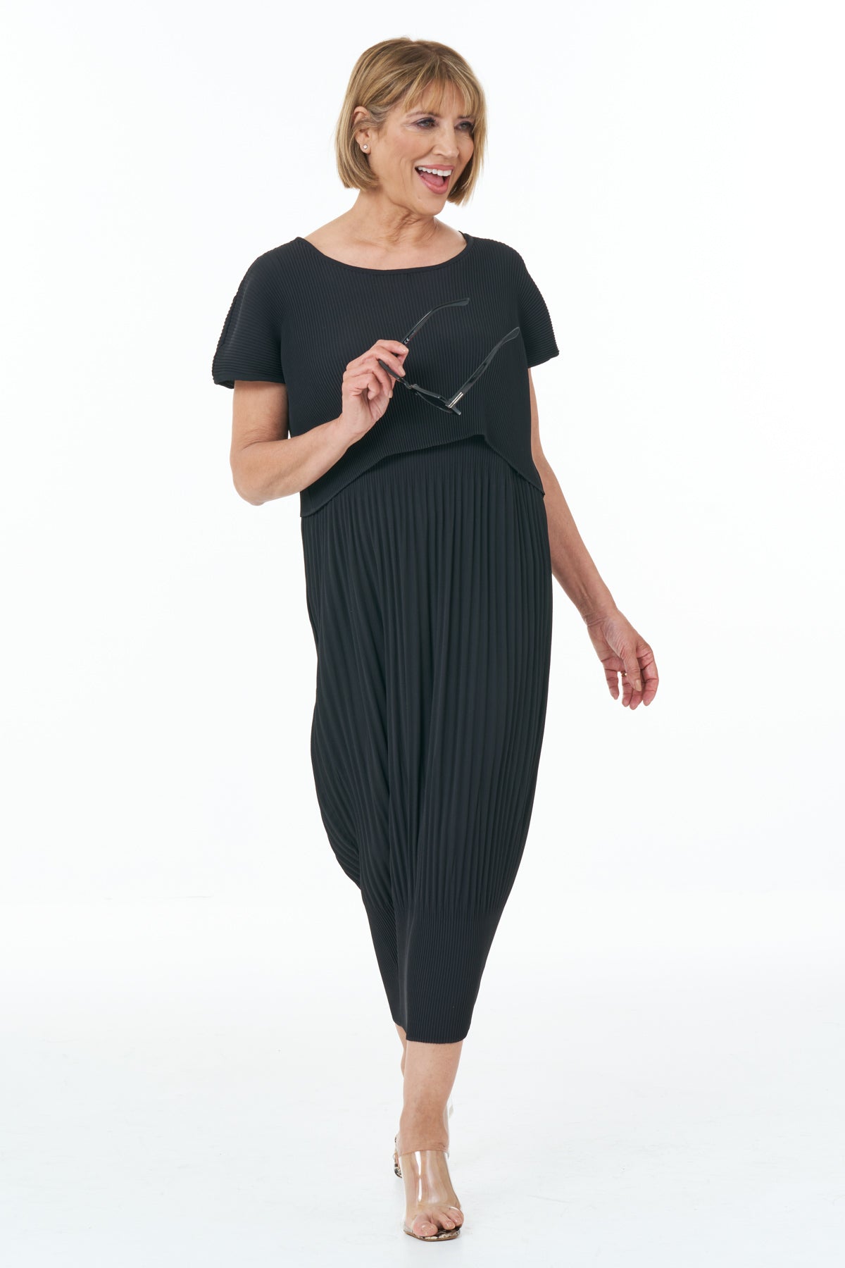 Sleeveless Pleated Waffle Dress in Black