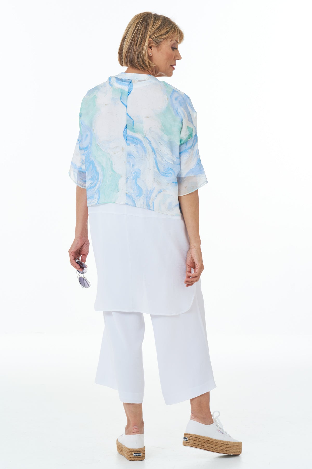 Casual Chic - Waffle Cropped Trousers in White