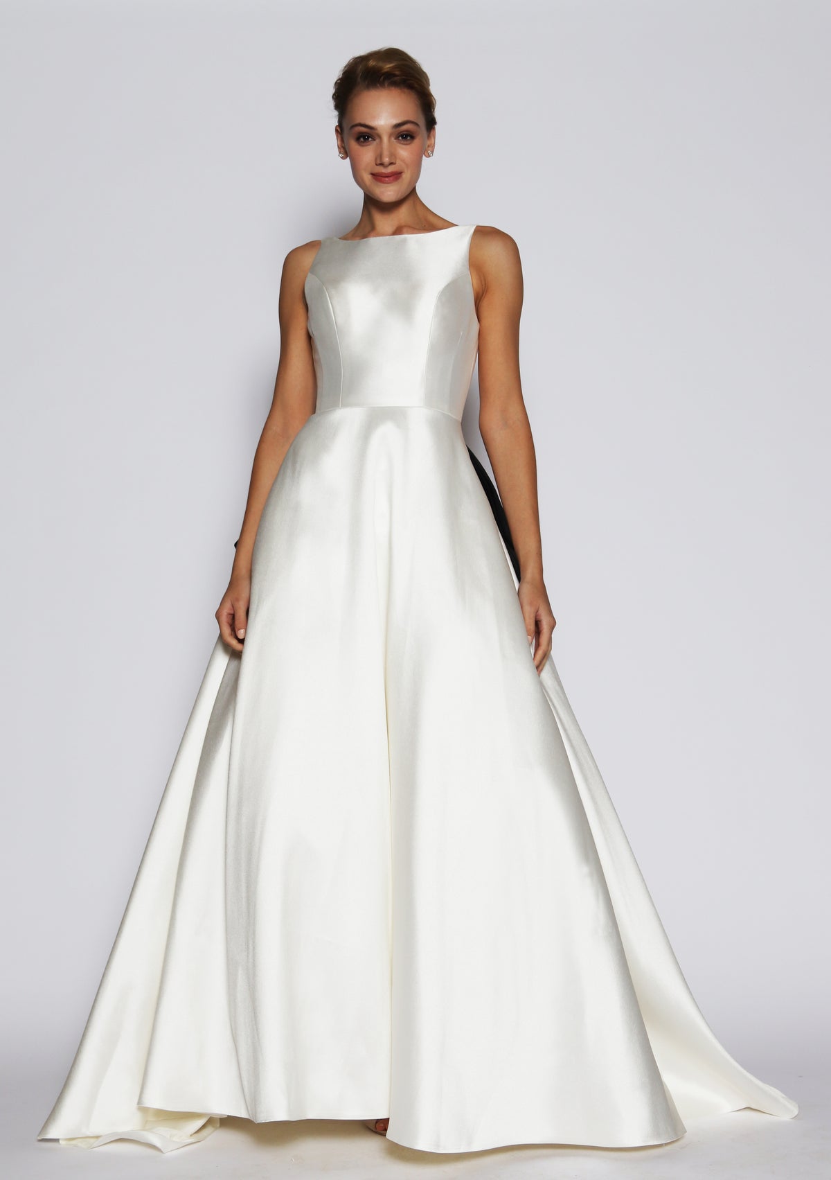 Manhattan Wedding Dress by Freda Bennet
